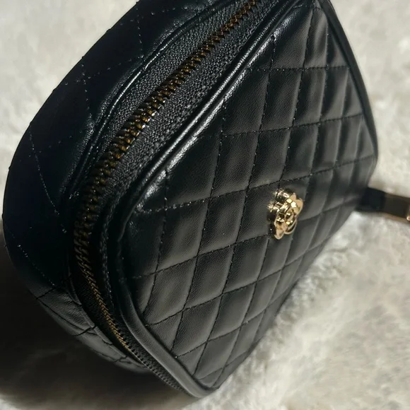 Elegant 2 Piece Black Quilted Women's Bag Set - Picture 4 of 13